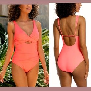 NWT $120 La Blanca [ 8 ] Island‎ Goddess Cross Front One Piece in Hot Coral